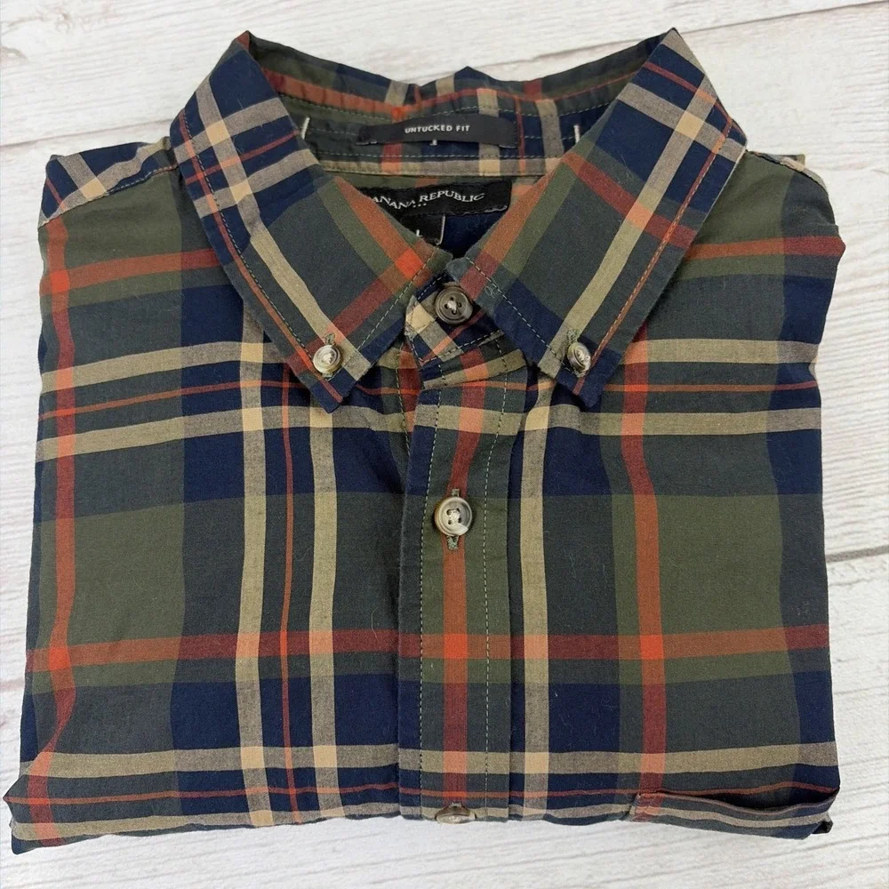 Banana Republic‎ Untucked Fit Shirt Men's Large Plaid Green Blue Button Up